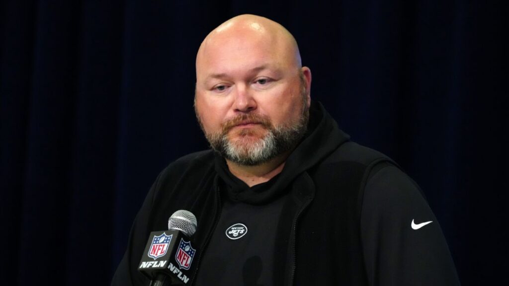 Jets fire GM Joe Douglas amid woeful season, tab Savage interim