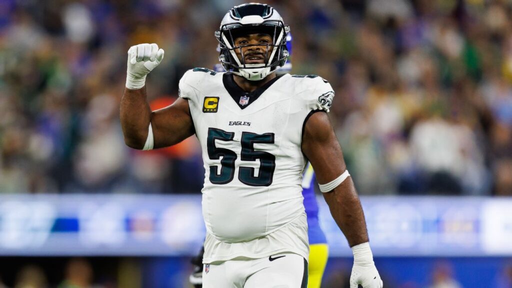 Eagles DE Brandon Graham, CB Darius Slay injured in win