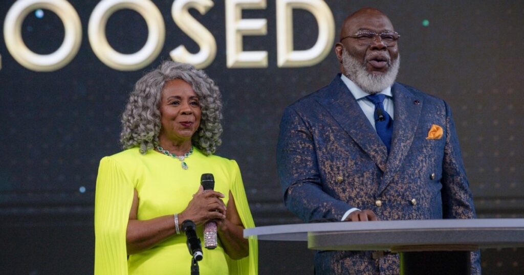 Who Is T.D Jakes' Wife? Serita's Job & Kids