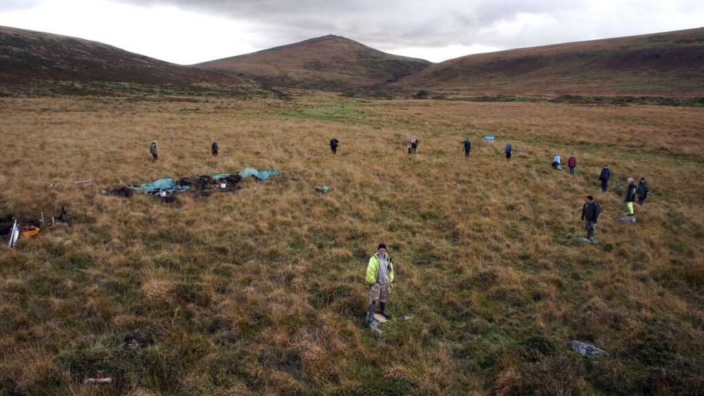 2 Stone Age circles discovered on English moorland may have been part of a 'sacred arc'