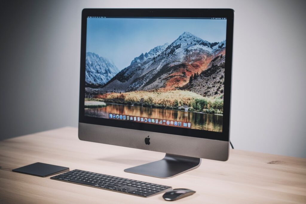 a photo of a 2020 iMac with an Intel chip.