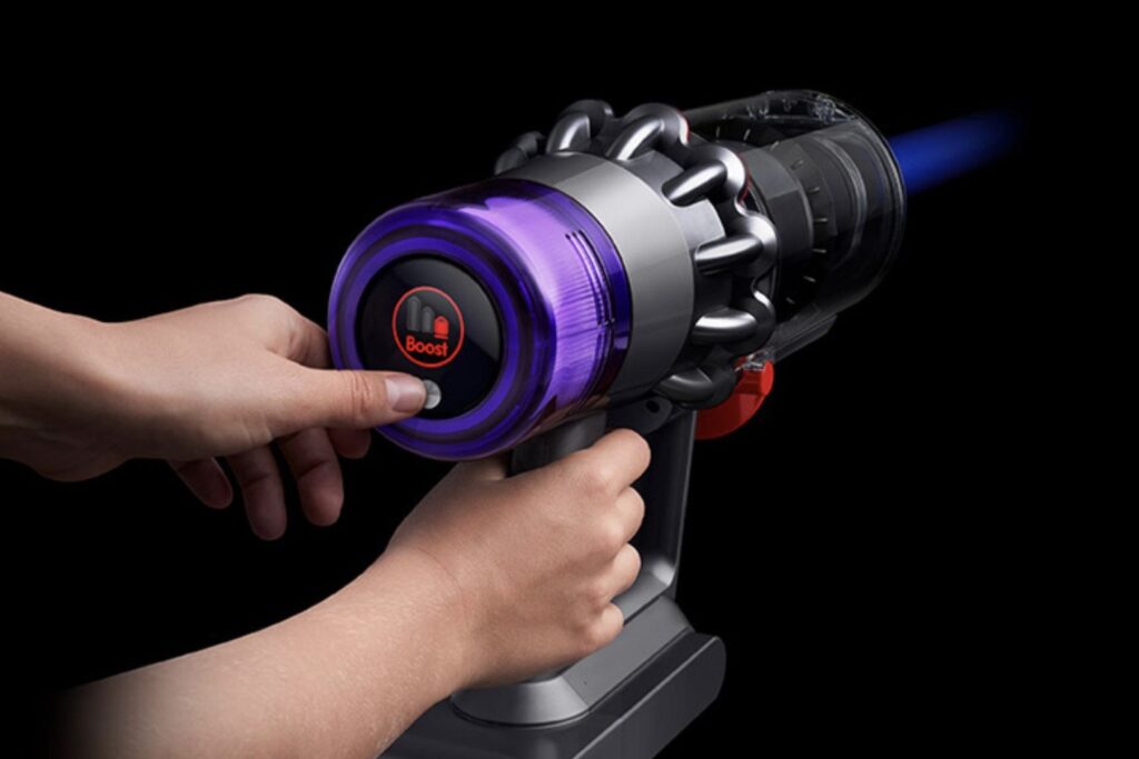 Dyson V11