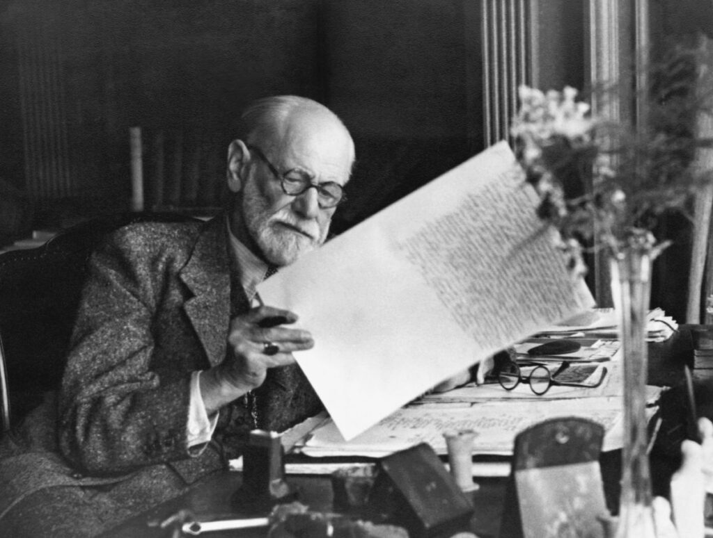 New Exhibition Unravels Sigmund Freud's Complex Relationship With the Women in His Life and Work