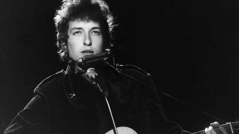 Bob Dylan's 1983 Fender, Photographs and More Up for Auction