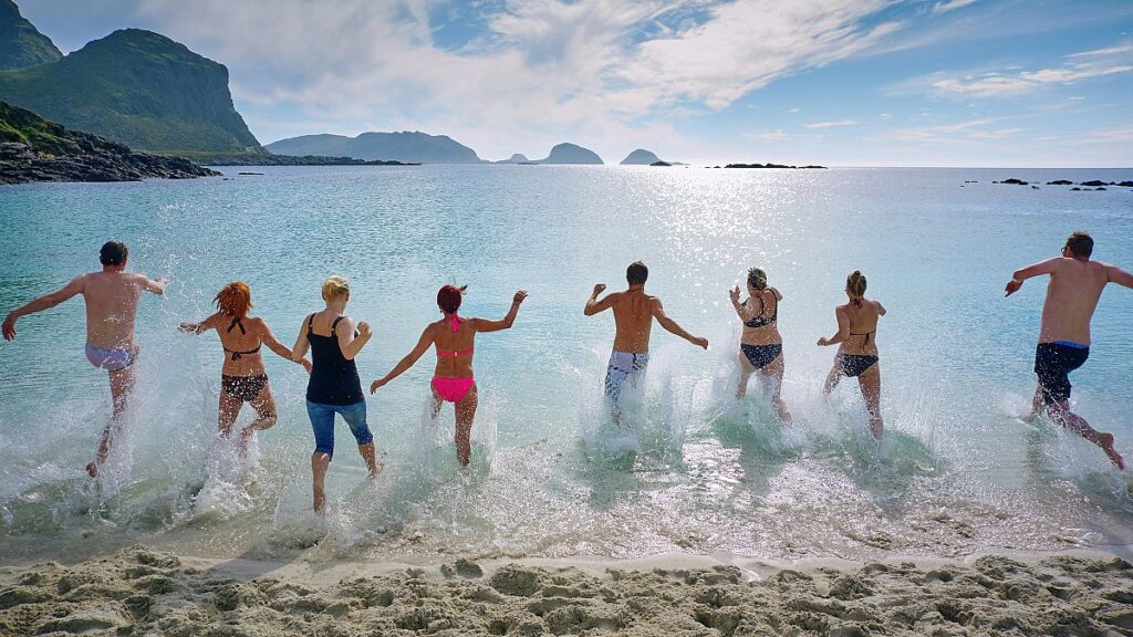 2025 holidays are selling fast: What you need to know about when to book and when to go