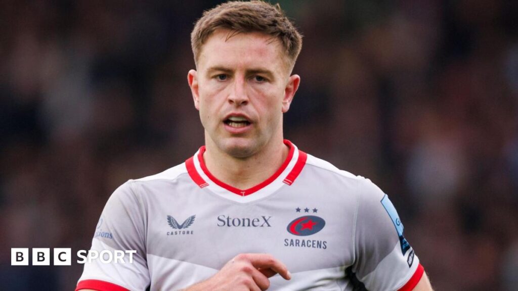 Fergus Burke playing for Saracens