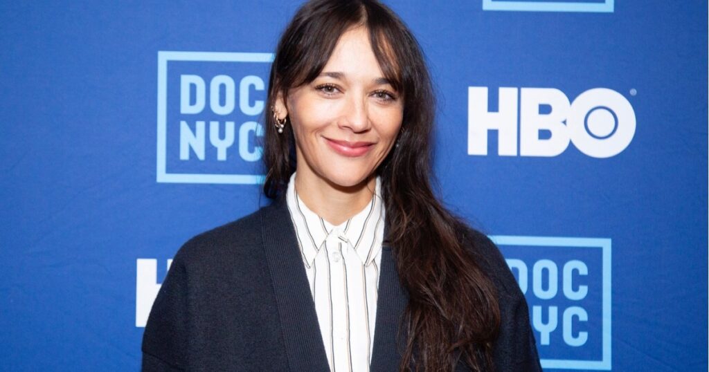 Who Is Rashida Jones' Boyfriend? Ezra Koenig's Job & Relationship History