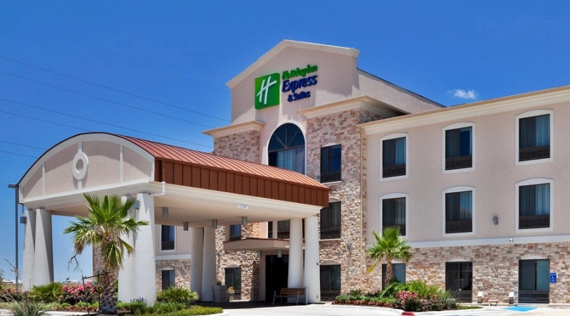 Holiday Inn Express & Suites Hutto in Hutto, TX Listed for Sale