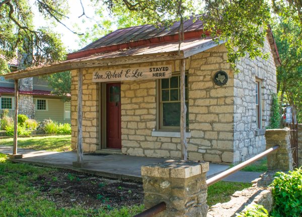 Robert E. Lee House - Atlas Obscura