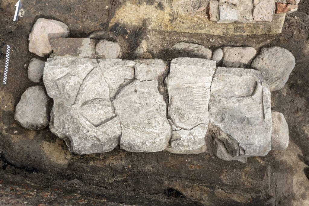 Medieval Knight’s Grave Discovered in Poland